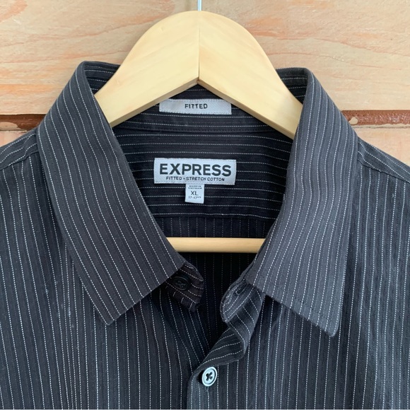 bundle of 4 | Men's Fitted Classic Dress Shirts | sz XL | EUC - Picture 3 of 14